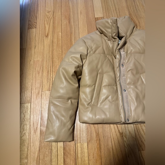 Abercrombie & Fitch Tan Puffer Jacket Size XS - Picture 2 of 10